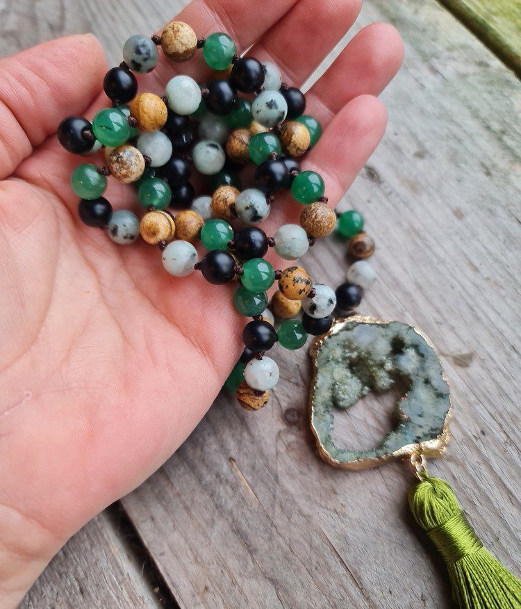 Boho lange edelsteen ketting - kralen Picture Jaspis en Flouride - GROEN rond hanger