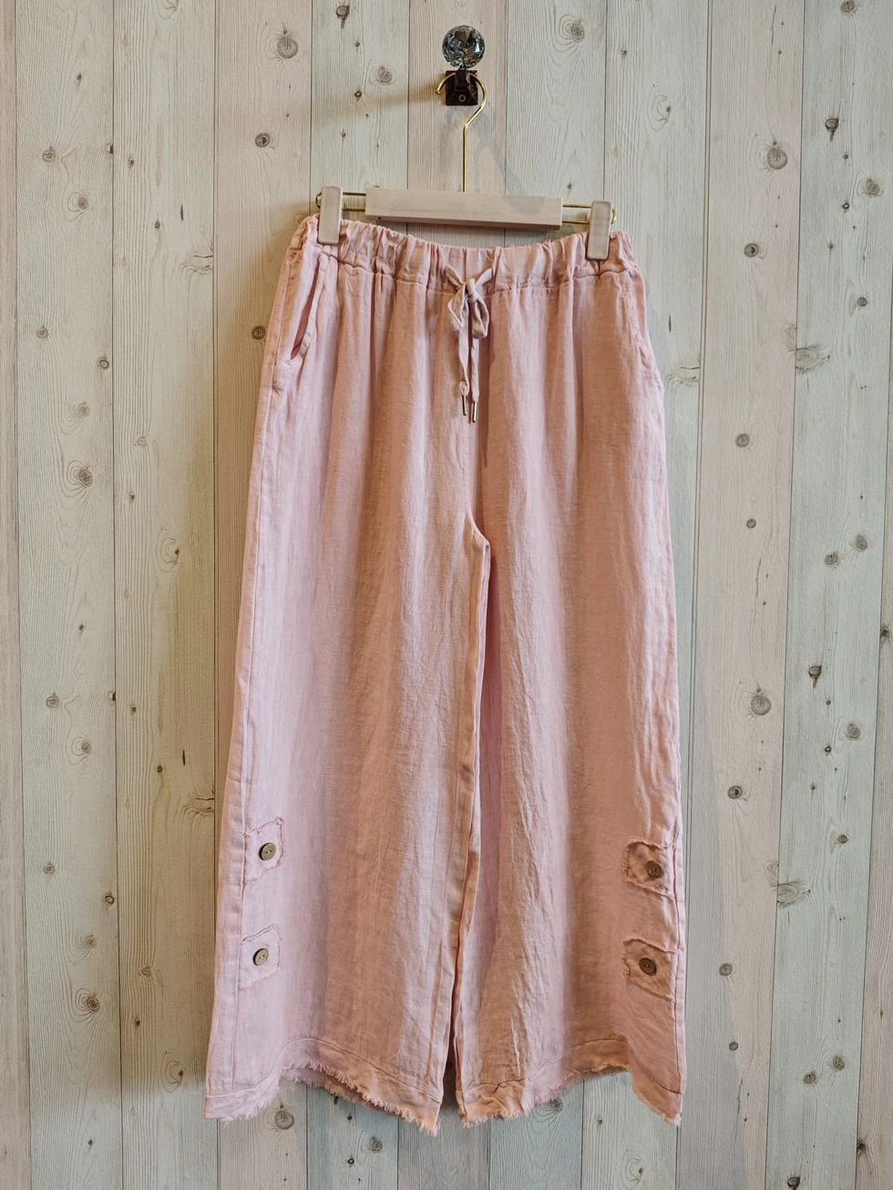 broek-knoppen-roos