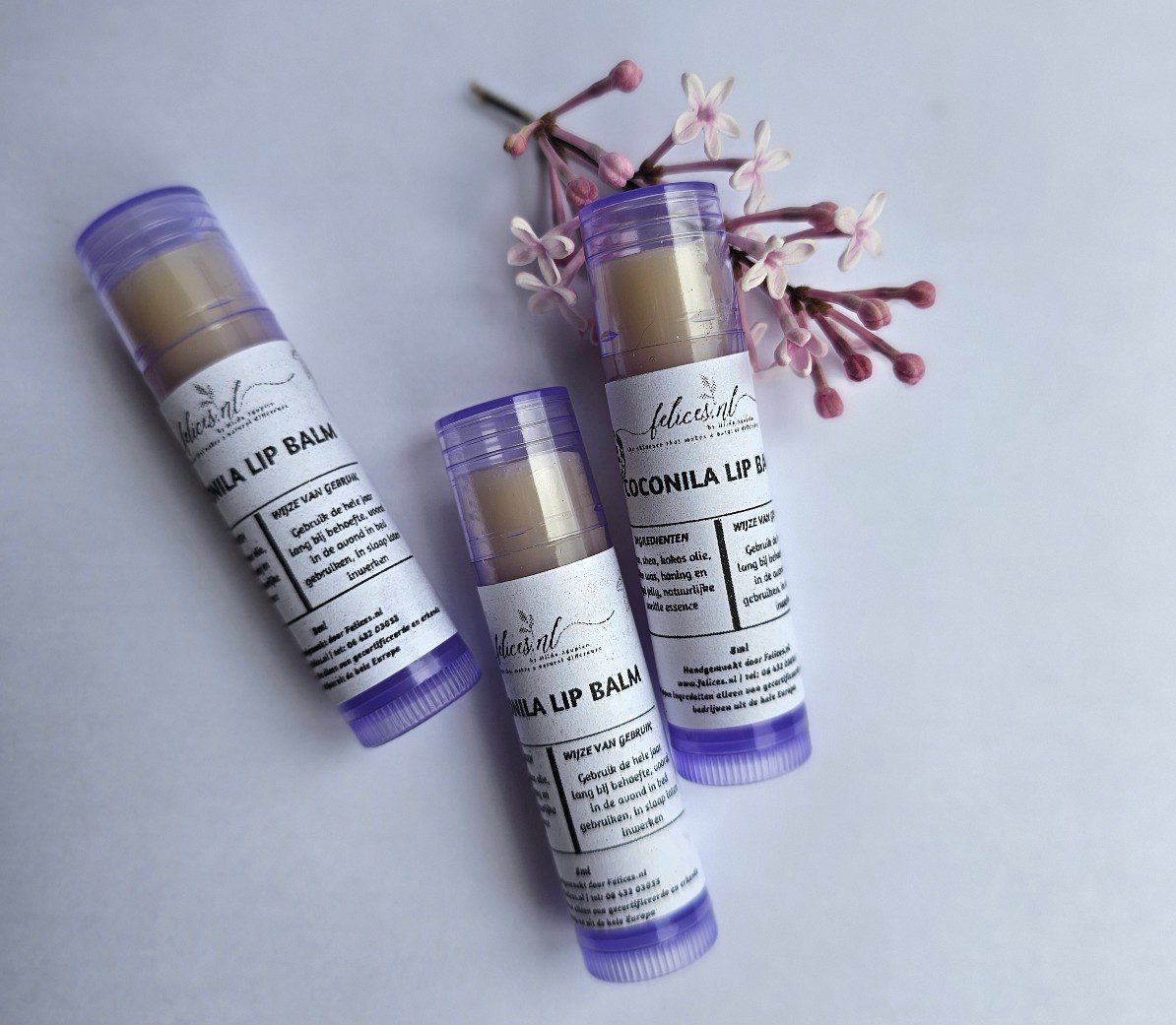 Handgemaakt Coconila lip balsem stift - cacao boter - karite - kokos - honing - vanille 8gr