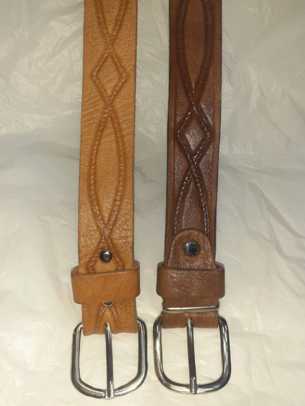 Leren heren smalle riem met patroon - staal gesp - LICHT BRUIN kleur
