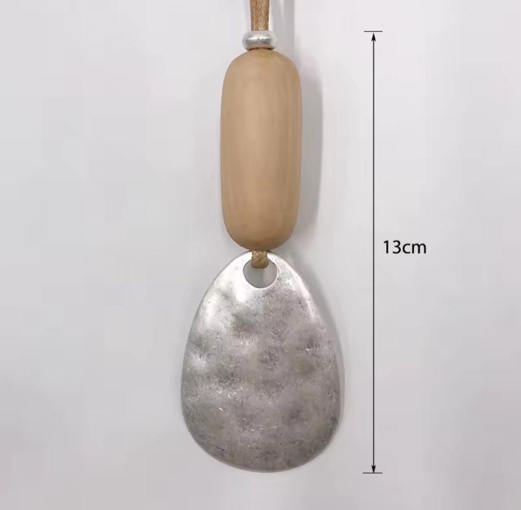 Boho lange ketting - hout en metaal - katoenen koord - elegante grote ketting