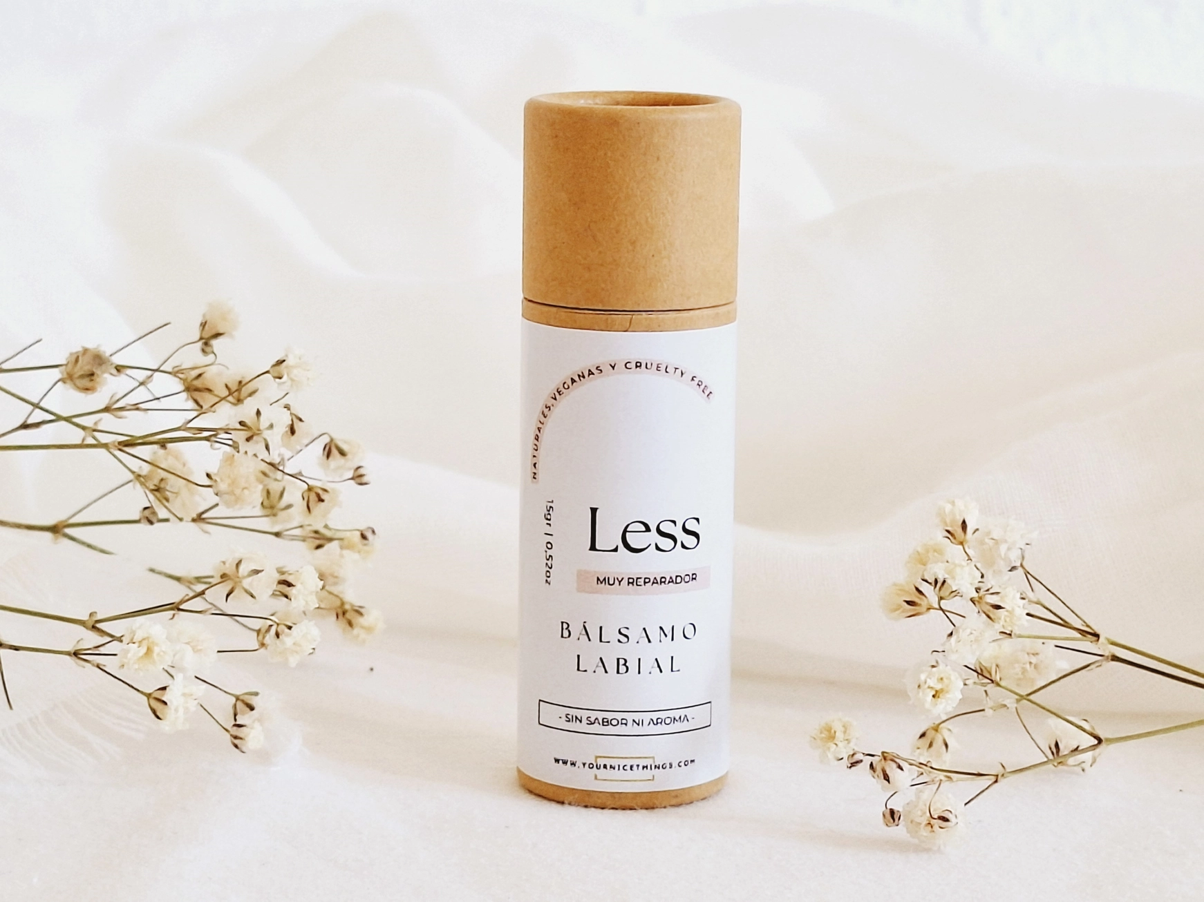 Biologische veganistische geurvrij Lippenbalsem - LESS - shea en cacao boter - calendulla - rozenbottel olie 15gr - Afbeelding 4